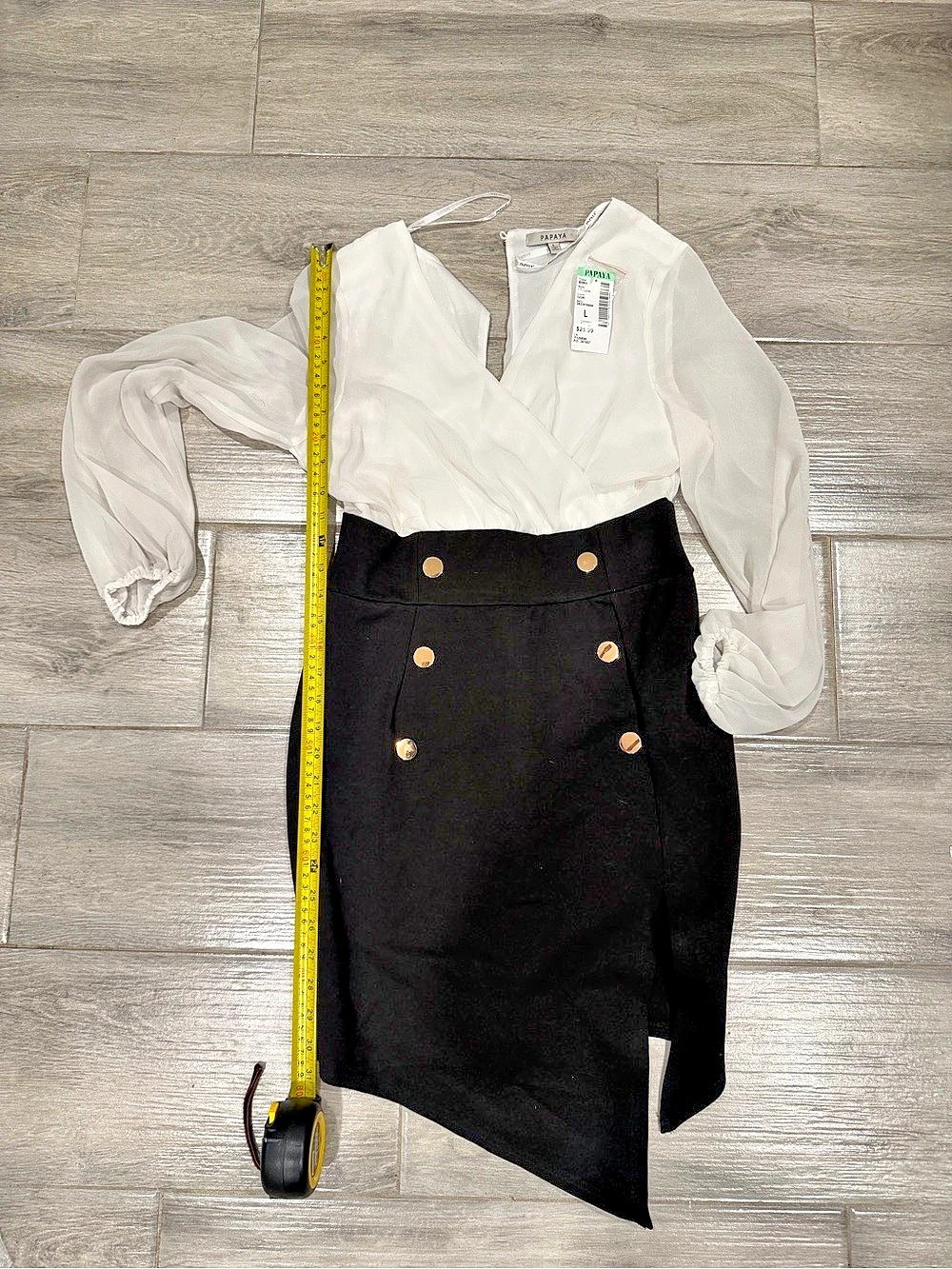 Papaya White & Black Long Sleeve Mini Dress NWT Size Large